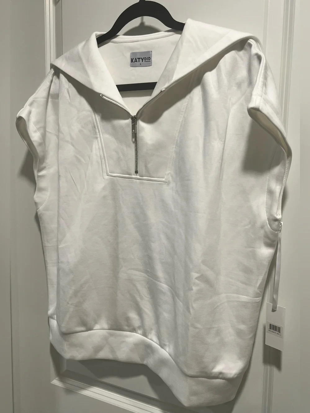 Katydid Women’s White Zip Pullover and Shorts Set Size L NWT